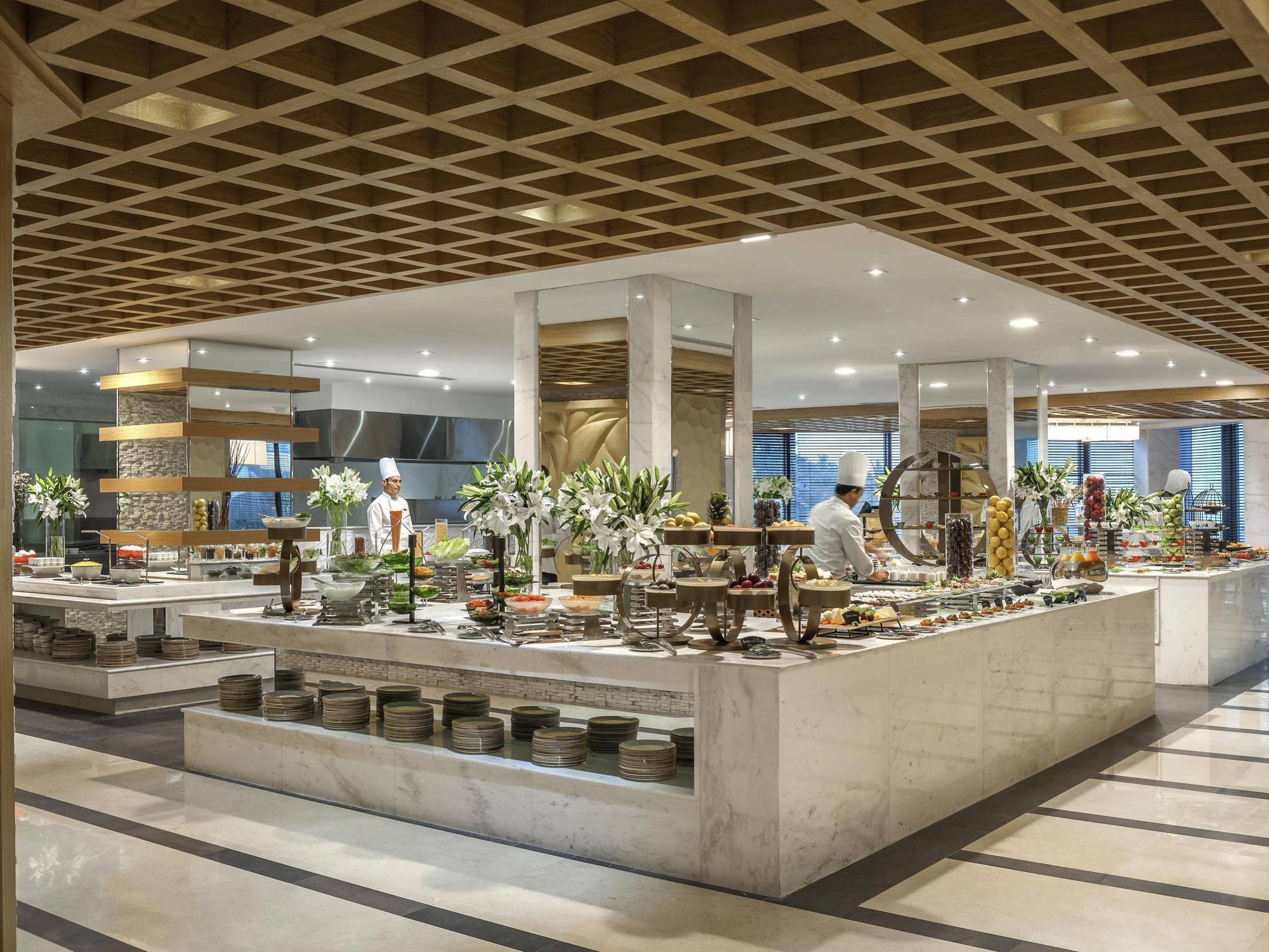 The Venue Jeddah Corniche Otel Dış mekan fotoğraf The buffet at the hotel