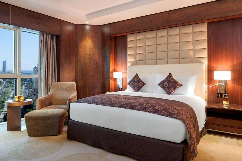 The Venue Jeddah Corniche Otel Oda fotoğraf A bedroom at the hotel